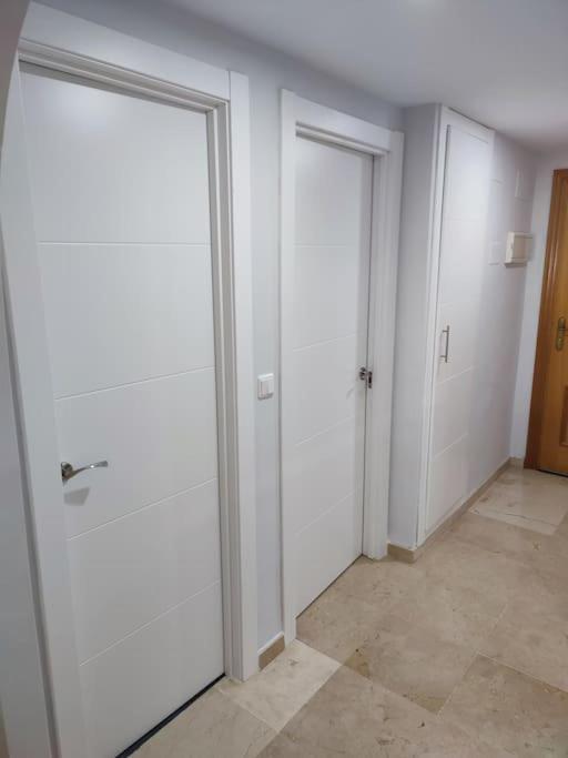 Sunny Guadalmina Apartment มาร์เบยา ภายนอก รูปภาพ